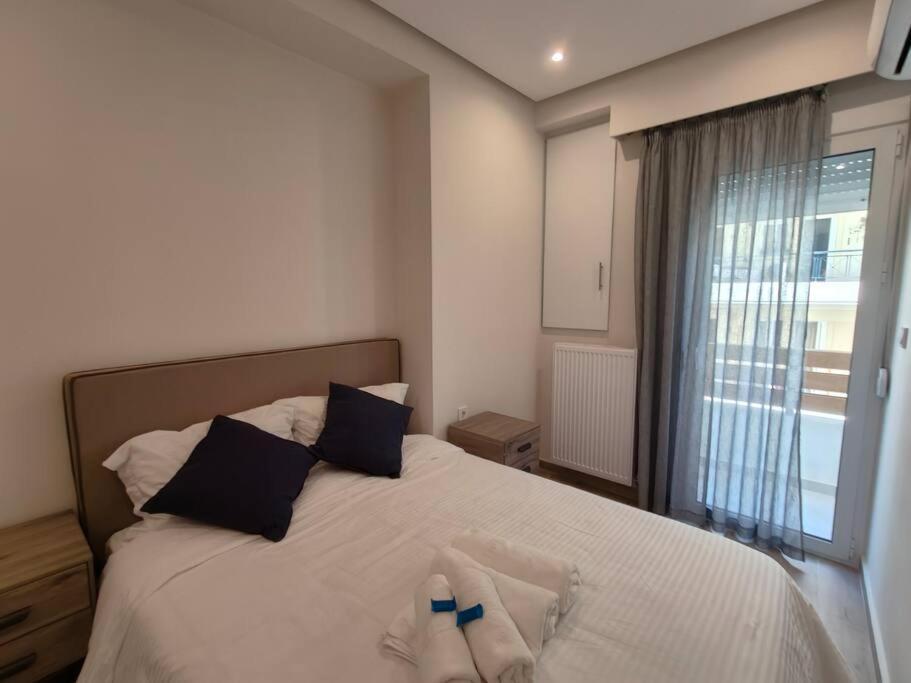 Chic Apartment Near Acropolis Atene Esterno foto