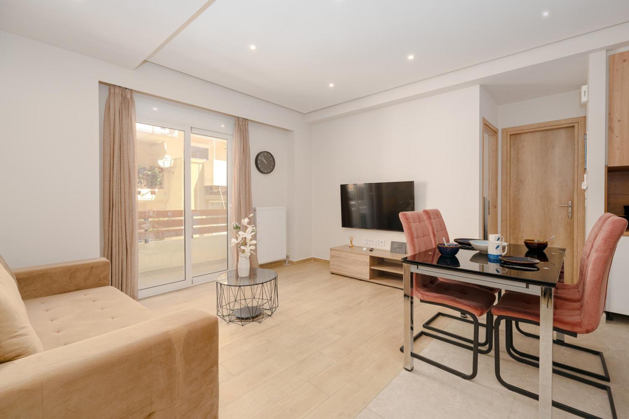 Chic Apartment Near Acropolis Atene Esterno foto